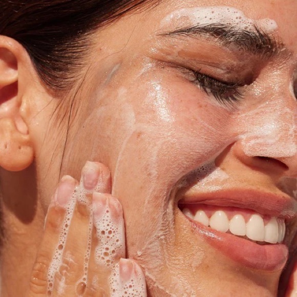 KOPARI BEAUTY Marine Clean Purifying Gel Cleanser - Picture 4 of 5